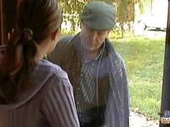 Спальня, Блондинки, Минет, Глубокая глотка, Член, Лизание, Натуральные сиськи, Молоденькие