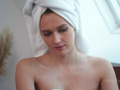 Enthousiasteling, Kont, Pop, Masturbatie, Kut duiken, Tiener, Tieten likken, Nat