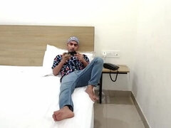 Indian Hotel Room Sex - OYO Malkin Fucked Hard by Amanraza9 & Baby Kajal