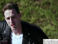 Mooi, Grote lul, Pijpbeurt, Diep in de keel, Erotisch, Eerste keer, Tieten likken, Maagd