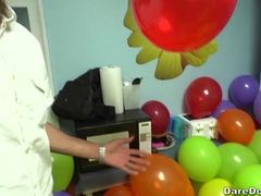 Hochschule, Studentenwohnheim, Gruppe, Party, Zierlich, Piercing, Jungendliche (18+), Titten