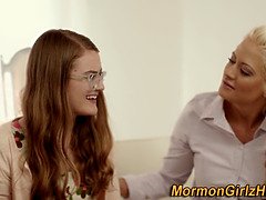 Amateur, Novia, Gafas, Grupo, Hd, Lesbiana, Madres para coger, Adolescente