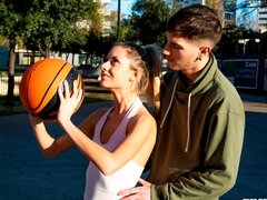 Rubia, Estilo perrito, Pajear, Besar, Pene, Afeitado, Deporte, Adolescente