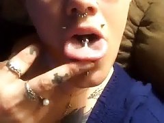 Piercing, Webcam