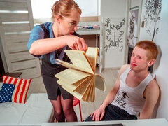 Sucer une bite, En levrette, Énorme, Mère que j'aimerais baiser, Seins naturels, Rousse roux, Séduite, Jarretelles