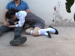 Mamada, Casero, Latina, Al aire libre, Flaco, Chupando, Adolescente, Bajo la falda