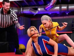 Blond, Zoenen, Lesbisch, Masturbatie, Moeder die ik wil neuken, Kut duiken, Sportoefening, Strippen