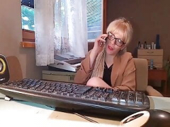 Anaal, Blond, Pijpbeurt, Sperma shot, Vrouw, Moeder die ik wil neuken, Secretaresse, Servisch