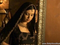 Asiatisch, Arschlecken, Aus dem arsch in den mund, Hinter den kulissen, Viele männer bespritzen eine frau, Besamung, Indisch, Milf