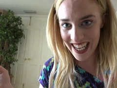 Amateur, Sucer une bite, Petite amie, Poilue, Branlette thaïlandaise, Chatte, Fumer, Nénés