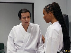 Schwarz, Schwarz, Füsse, Natürlichen titten, Muschi, Tätowierung, Tanga, Titten