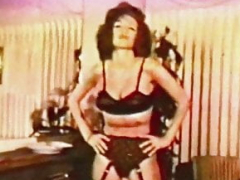 Tetas grandes, Vestido, Lencería, Sexo soft, Medias largas, Desnudarse, Estriptis, Clasico