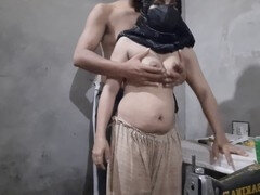 Selbstgemacht, Indisch, Unschuldig, Milf, Zierlich, Strümpfe, Jungendliche (18+), Teen in den arsch