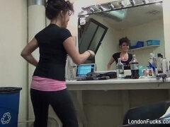 Gros cul, Gros seins, Bottes, Brunette brune, Marrant, Talons, Actrice du porno, Jarretelles