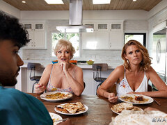 Zwart, Blond, Cousine, Jurk, Handbeurt, Keuken, Masturbatie, Trio