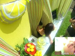 Sucer une bite, Brunette brune, Faciale, Doigter, Léchez, De plein air, Chatte, Réalité