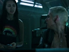 Kristen Stewart. Jessica Henwick - Underwater