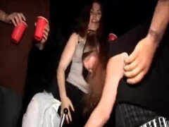 Leie, Blondine, Blasen, Studentin, Hochschule, Gruppe, Party, Jungendliche (18+)