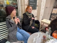 Amateur, Nana, Derrière les coulisses, Blonde, Brunette brune, Lesbienne, Tatouage, Jouets