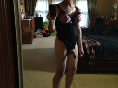 Grosse bite, Travestis, Lingerie, Masturbation, Public, Solo