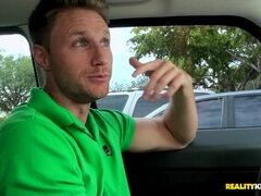 Leie, Arschlecken, Blondine, Braunhaarige, Aufs gesicht abspritzen, Latina, Masturbation, Nippel