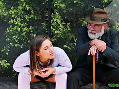 Pornostars, Öffentlich, Jungendliche (18+), Uniform