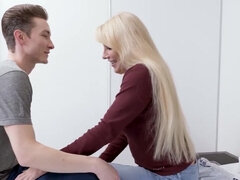 Gros seins, Blonde, Sucer une bite, Britannique, Plantureuse, Hd, Mature, Épouse