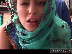 Arabe, Sucer une bite, Attrapée, Queue, Police, Réalité, Suçant, Nénés