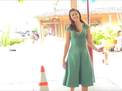 Acercamiento, Extremo, Masturbación, Orgasmo, Público, Chorro, Juguetes, Bajo la falda