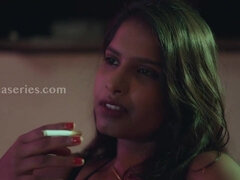 Gros cul, Gros seins, Éjaculation interne, Femme dominatrice, Pénétrer avec le poing, Fait maison, Indienne, Seins naturels