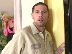 Blond, Pijpbeurt, Oudere vrouw, Sperma shot, Lul, Sperma in gezicht, Hardcore, Huisvrouw