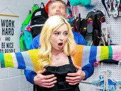 18 ans, Blonde, Sucer une bite, Queue, Énorme, Seins naturels, Adolescente, Nénés