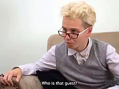 Schönheit, Braunhaarige, Gehörnter ehemann, Schwanz, Russisch, Titten, Hure, Ehefrau