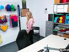 Leie, Blondine, Hundestellung, Zwergin, Natürlichen titten, Büro, Muschi, Jungendliche (18+)