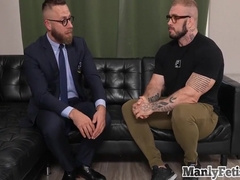 Mesmerized Muscled And Tattooed Hunk Barebacked By Counselor 8 Min With Gay Porn