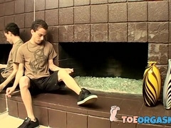 Skinny dick riders rubs his big dick with his feet solo