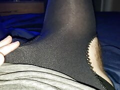 Showing my cock in crotchless pantyhose