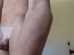 I drink my tastey jizz direct in my gullet