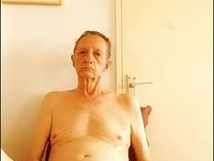 Petit Striptease Montrer Nu