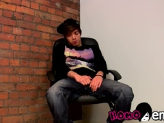 Young punk jacks his dinky and pops solo