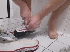 Demolish Sneakers Jizm