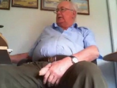 Lovely old wanker 12