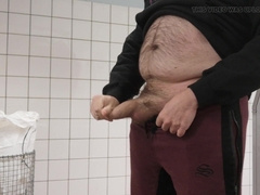 Risky uncircumcised masturbate and spunk in laundry apartment