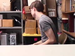 Shoplifter cums for bear