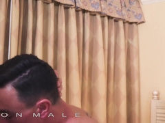 IconMale - Grizzlies gets a Thick Blast Post Rubdown