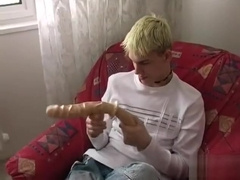 Ton Blond and Toys