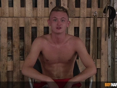 Top dom Xavier Sibley gives assfuck fuckin' to victim Oliver Wesley