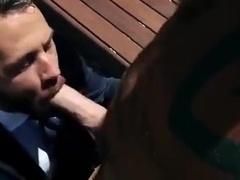 Maduro convierte a jovencito en su perra