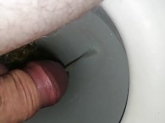 YoungGuyRou morning pee