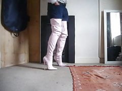 Pink extreme heel crotch boots